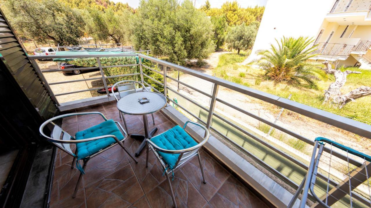Salonikiou Beach Apartments Akti Salonikiou Exterior foto
