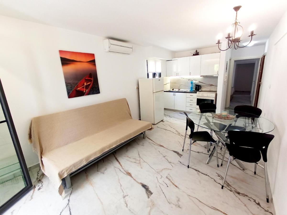 Salonikiou Beach Apartments Akti Salonikiou Exterior foto