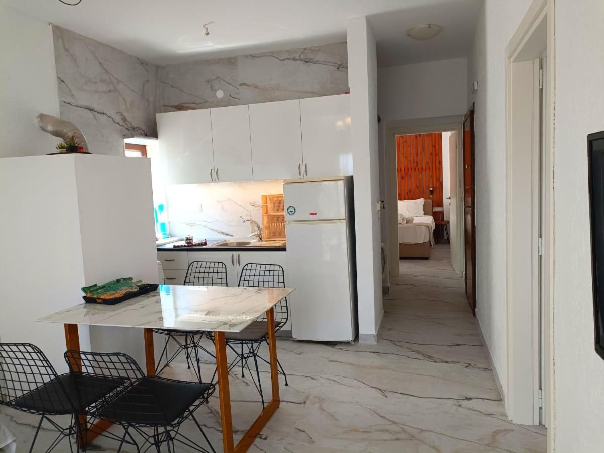 Salonikiou Beach Apartments Akti Salonikiou Exterior foto